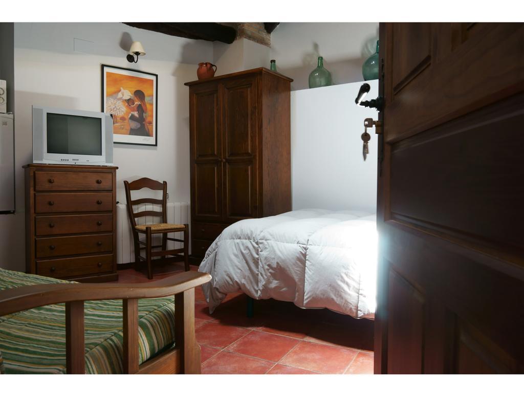 Apartamentos Rurales Victor Chamorro Del Arco Hervás Kamer foto